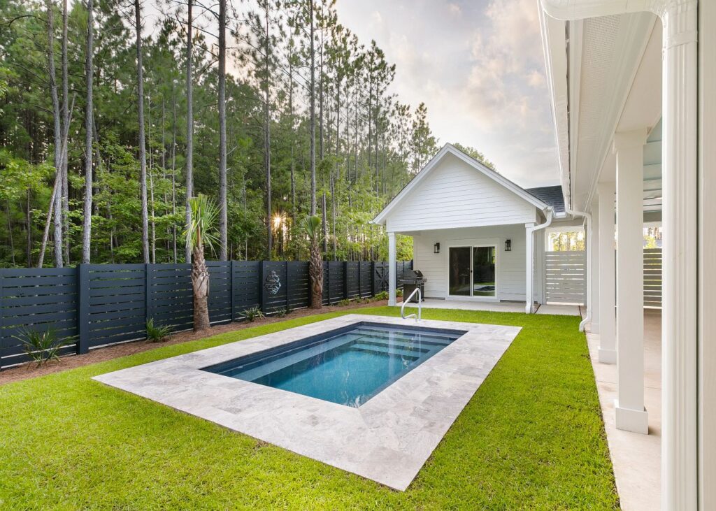 Latham Fiberglass Harmony Milan | Majestic Blue inground pool